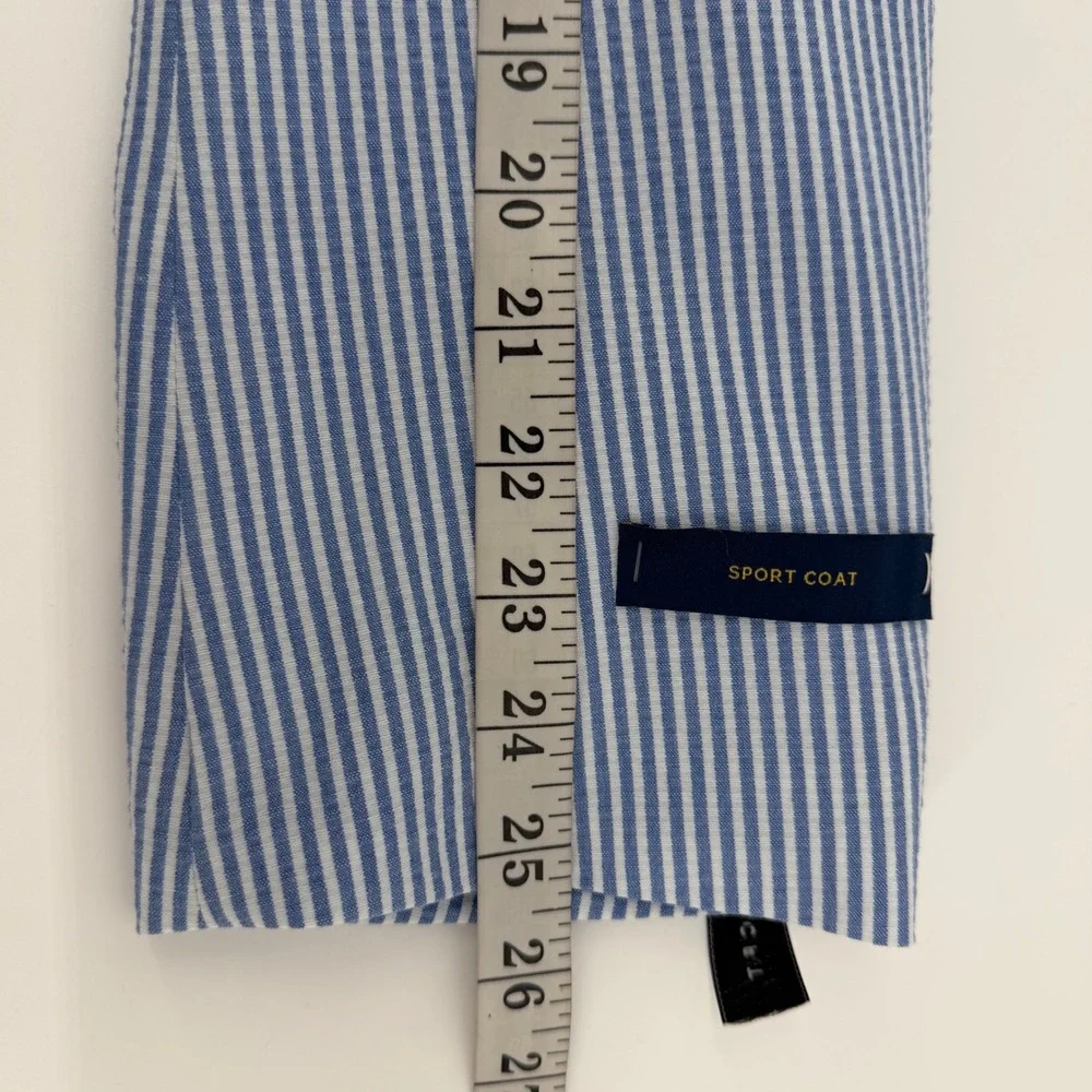 Stafford Sport Coat Mens 46R Blue Seersucker Stripe Classic Fit Stretch Blazer